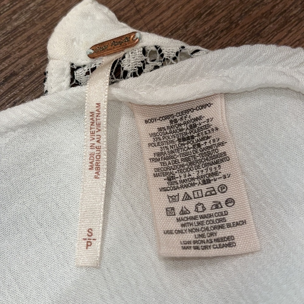 Free People ‘Tell Tale Cutout’ Lace Tunic Mini Dress - Picture 13 of 15